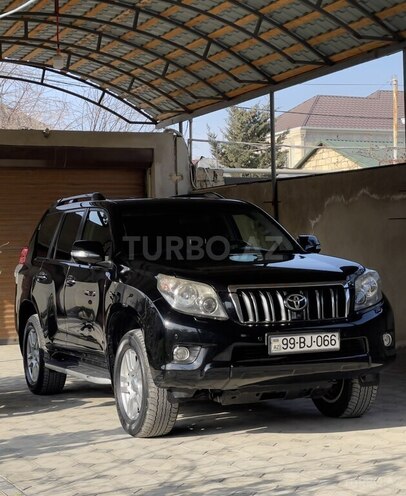 Toyota Land Cruiser Prado-3