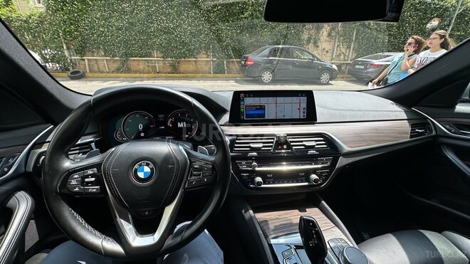BMW 520-9