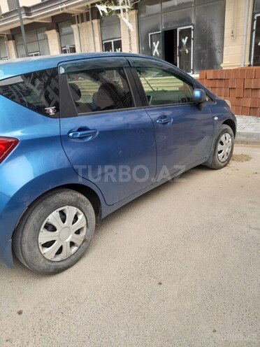 Nissan Note-8