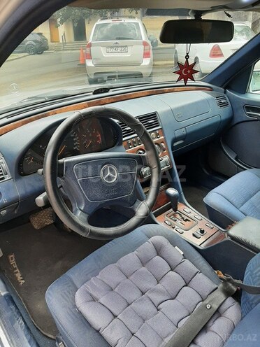 Mercedes C 220 d 1999, 513,000 km - 2.2 л - Bakı