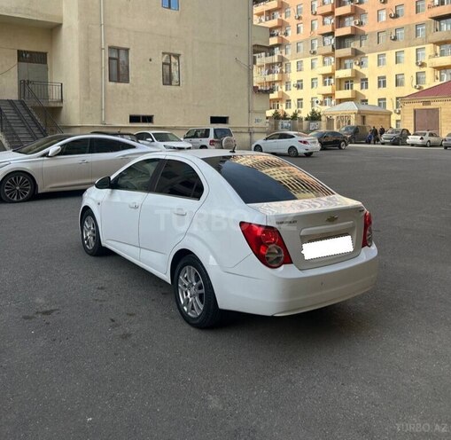 Chevrolet Aveo-7