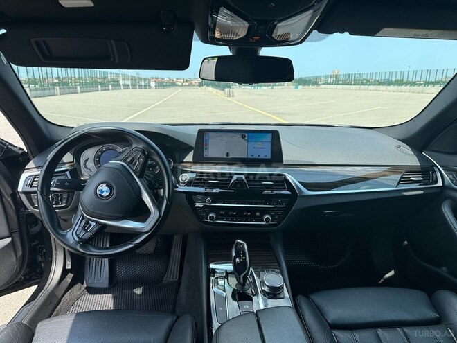 BMW 530-11