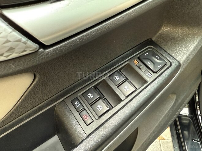 LADA (VAZ) Vesta SW Cross 2020, 32,000 km - 1.6 l - Bakı
