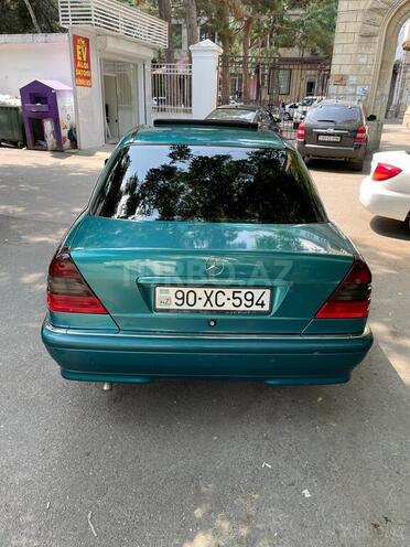 Mercedes C 180 1999, 246,000 km - 1.8 л - Bakı