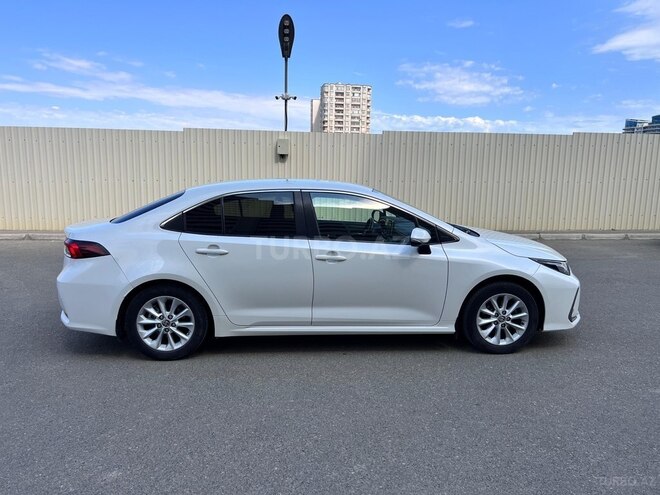 Toyota Corolla 2021, 71,200 km - 1.6 l - Bakı