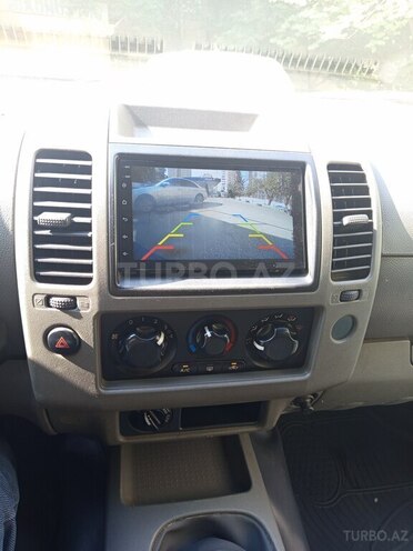 Nissan Navara 2008, 292,000 km - 2.5 l - Bakı