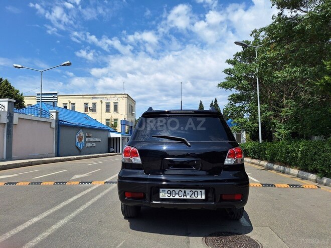 Mitsubishi Outlander 2007, 317,000 km - 2.4 л - Bakı