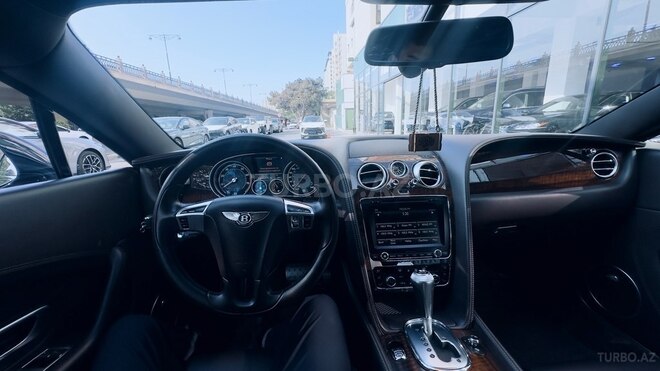 Bentley Continental GT-6
