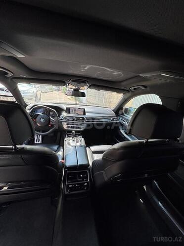 BMW 750 2016, 186,000 km - 4.4 l - Bakı
