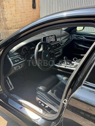 BMW 750 2016, 186,000 km - 4.4 l - Bakı