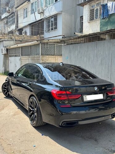 BMW 750 2016, 186,000 km - 4.4 l - Bakı
