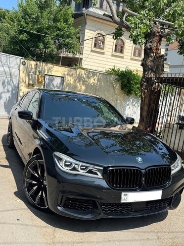 BMW 750 2016, 186,000 km - 4.4 l - Bakı