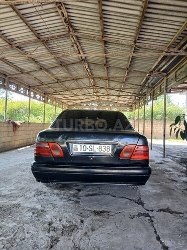 Mercedes E 220 d 1996, 89,958 km - 2.2 l - Sabirabad