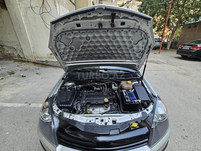 Opel Astra 2004, 298,171 km - 1.4 l - Bakı