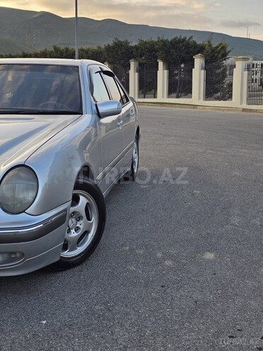 Mercedes E 320 2000, 350,000 km - 3.2 l - Bakı