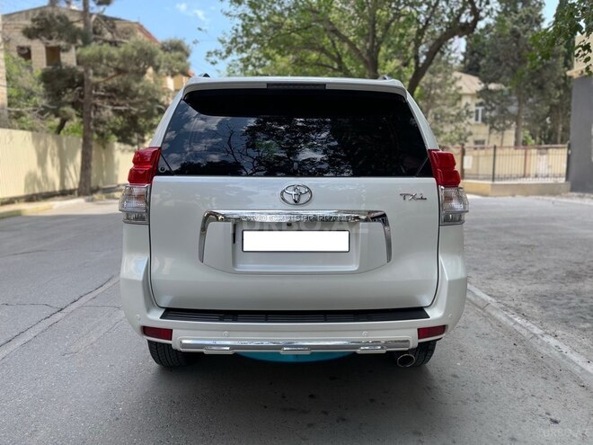 Toyota Land Cruiser Prado 2010, 193,000 km - 2.7 л - Bakı