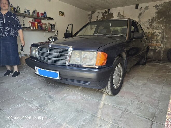 Mercedes 190 1989, 183,850 km - 2.0 l - Bakı