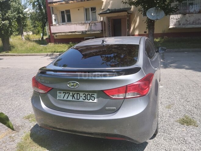 Hyundai Elantra 2012, 299,000 km - 1.8 l - Qəbələ