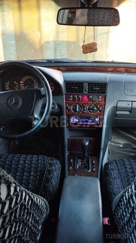 Mercedes C 240 1999, 223,950 km - 2.4 l - Ağcabədi