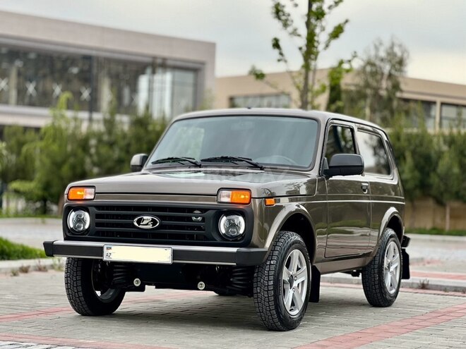 LADA (VAZ) Niva 2024, 8,400 km - 1.7 л - Bakı