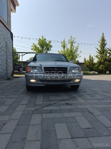 Mercedes C 280 1995, 425,724 km - 2.8 l - Saatlı