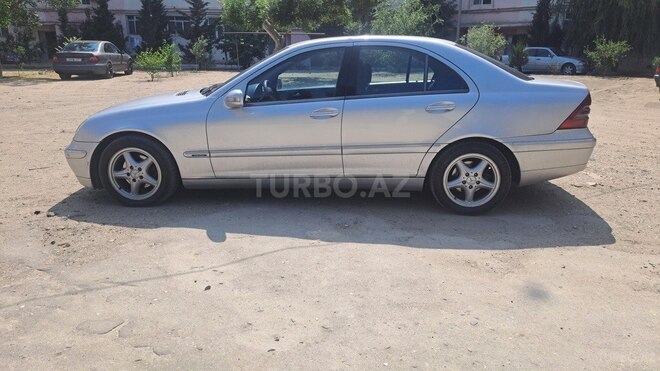 Mercedes C 220 d 2003, 450,000 km - 2.2 l - Bakı