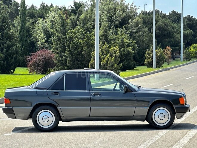 Mercedes 190 1990, 280,000 km - 2.0 л - Bakı