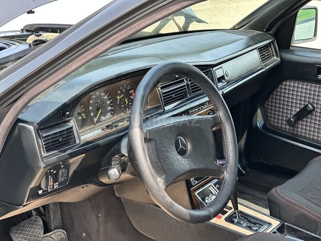 Mercedes 190 1990, 280,000 km - 2.0 л - Bakı