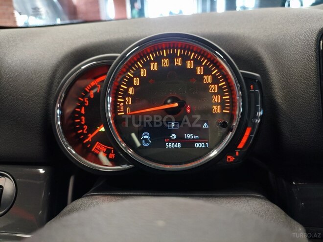 Mini Countryman 2018, 58,000 km - 1.5 л - Bakı