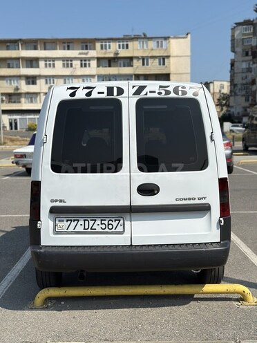 Opel Combo-4