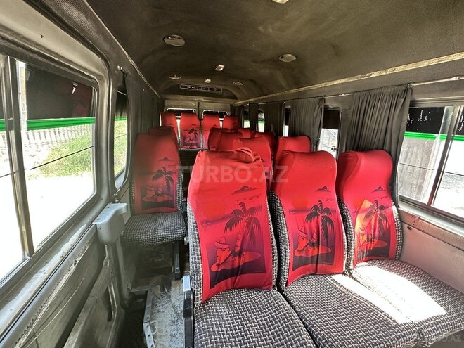 Mercedes Sprinter 312 1998, 236,456 km - 2.5 л - Qazax