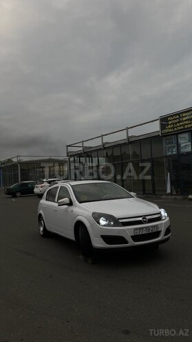 Opel Astra 2006, 275,000 km - 1.3 l - Bakı