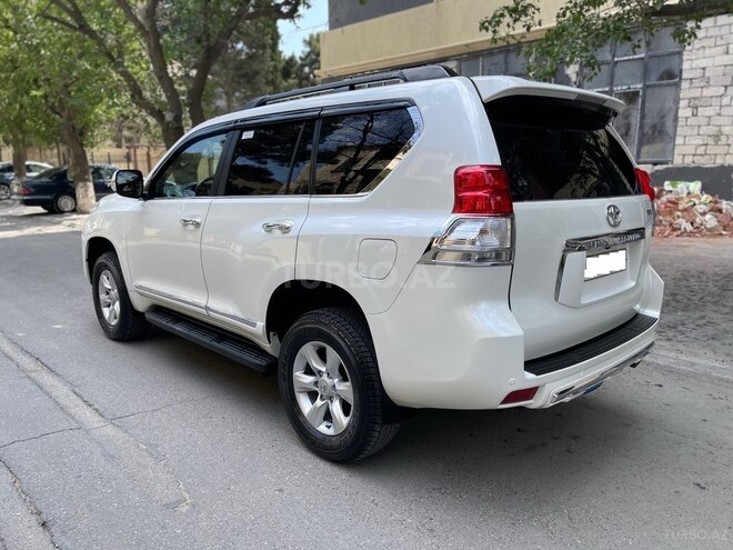 Toyota Land Cruiser Prado 2010, 193,000 km - 2.7 л - Bakı
