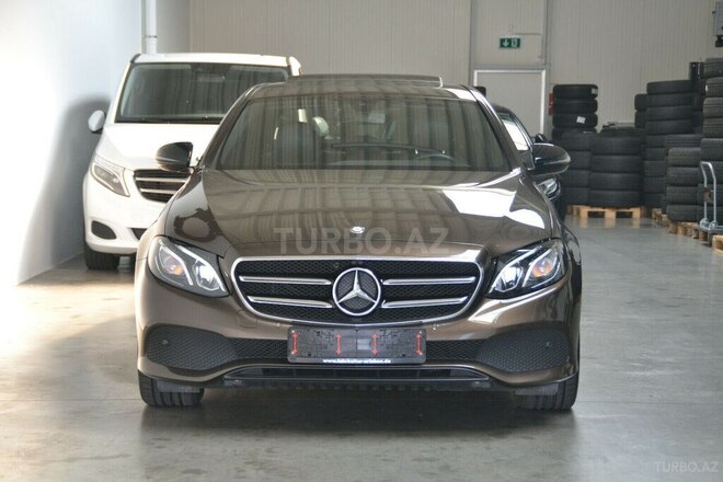 Mercedes E 220 d 2017, 172,000 km - 2.0 л - Bakı