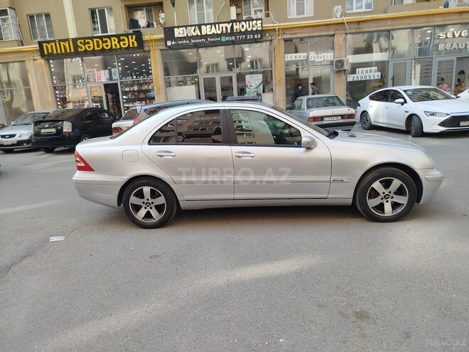 Mercedes C 200 2000, 295,384 km - 2.0 l - Bakı