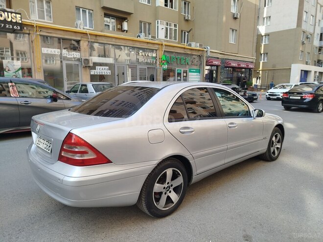Mercedes C 200 2000, 295,384 km - 2.0 l - Bakı