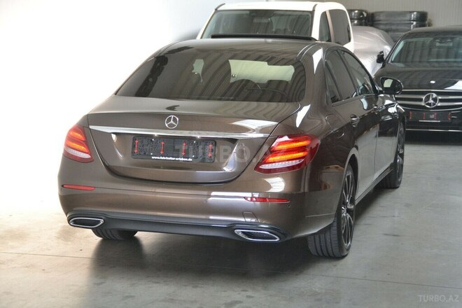 Mercedes E 220 d 2017, 172,000 km - 2.0 л - Bakı