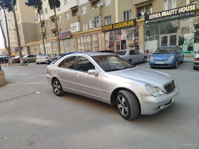 Mercedes C 200 2000, 295,384 km - 2.0 l - Bakı