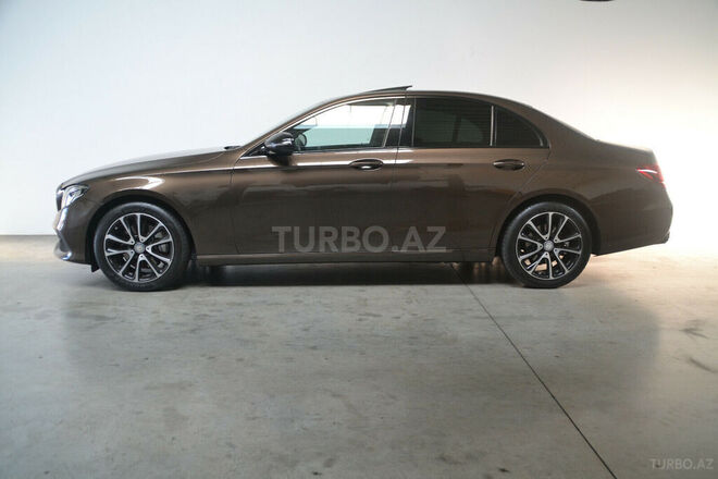 Mercedes E 220 d 2017, 172,000 km - 2.0 л - Bakı