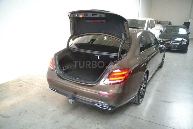 Mercedes E 220 d 2017, 172,000 km - 2.0 л - Bakı