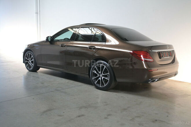 Mercedes E 220 d 2017, 172,000 km - 2.0 л - Bakı
