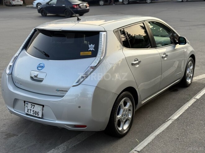 Nissan Leaf 2011, 110,000 km - 0.0 l - Bakı
