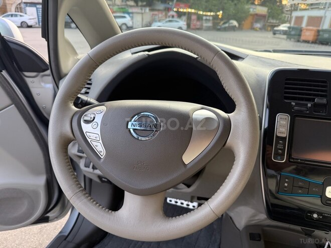 Nissan Leaf 2011, 110,000 km - 0.0 l - Bakı