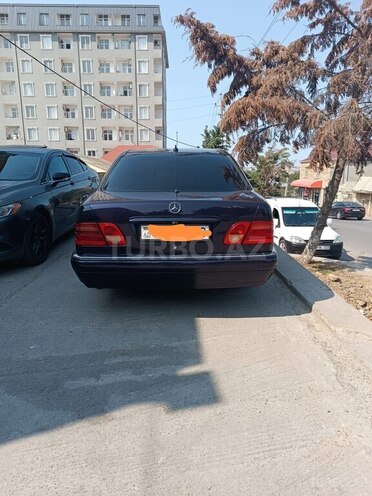 Mercedes E 200 1997, 450,000 km - 2.0 l - Bakı