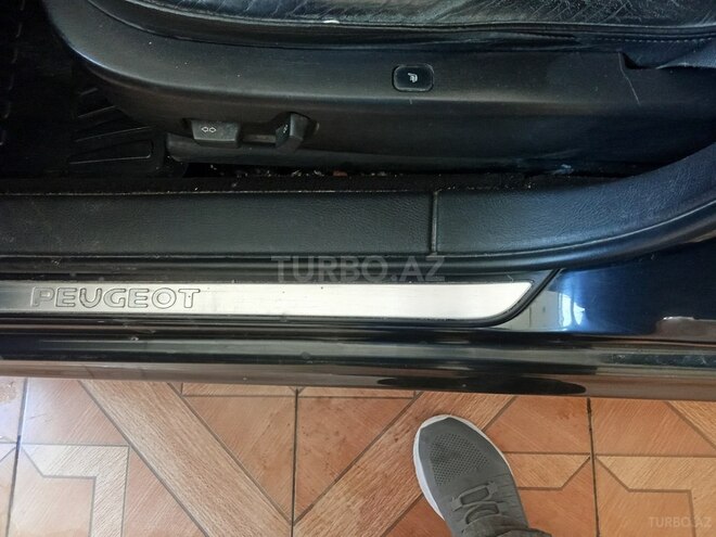 Peugeot 607 2002, 244,000 km - 2.2 l - Gəncə