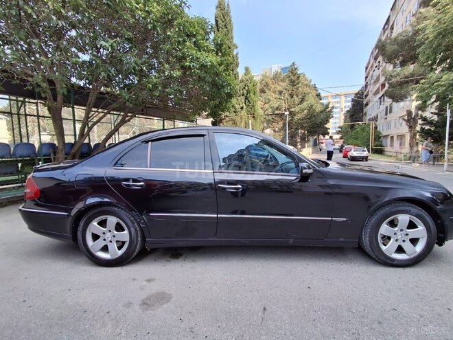 Mercedes E 220 d 2004, 446,771 km - 2.2 l - Bakı