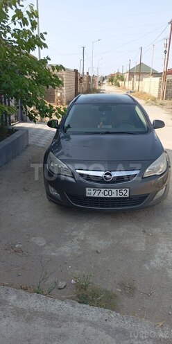 Opel Astra 2011, 276,000 km - 1.4 l - Bakı