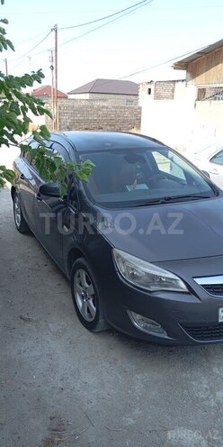 Opel Astra 2011, 276,000 km - 1.4 l - Bakı