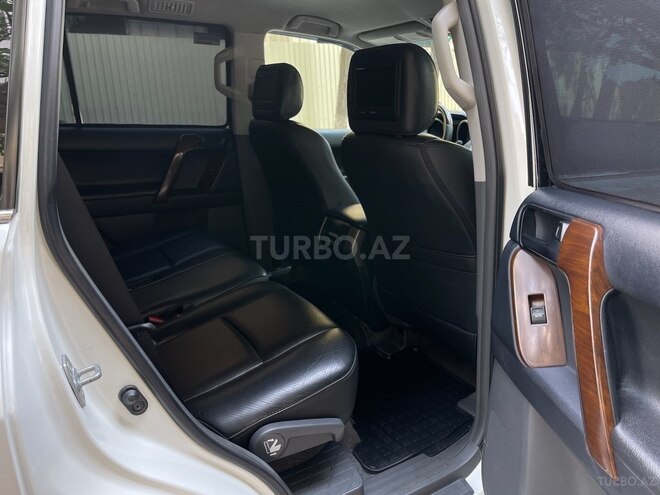 Toyota Land Cruiser Prado 2010, 193,000 km - 2.7 л - Bakı