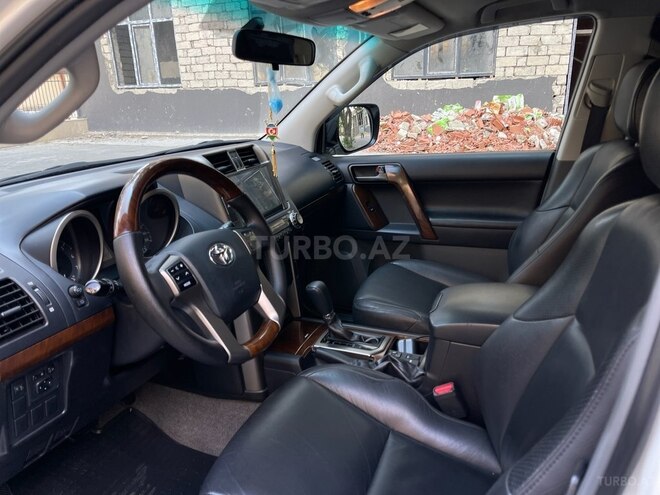 Toyota Land Cruiser Prado 2010, 193,000 km - 2.7 л - Bakı